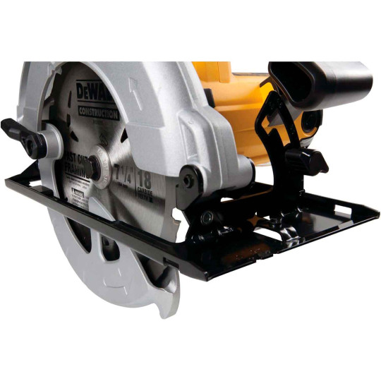 Купити Пила дискова мережева DeWALT DWE560. Офіційний магазин Toolmaster Україна. Фірмовий інструмент та обладнання, офіційна гарантія