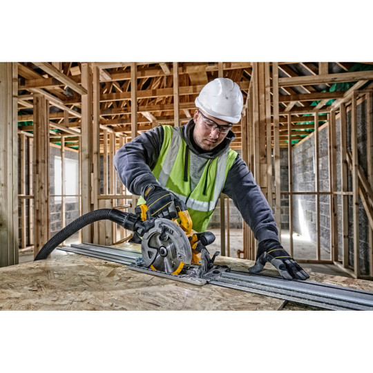 Купити Пилка дискова акумуляторна безщіткова DeWALT DCS572N. Офіційний магазин Toolmaster Україна. Фірмовий інструмент та обладнання, офіційна гарантія