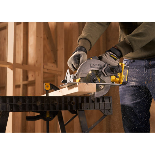 Купити Пила циркулярна акумуляторна STANLEY FATMAX SFMCS500B. Офіційний магазин Toolmaster Україна. Фірмовий інструмент та обладнання, офіційна гарантія