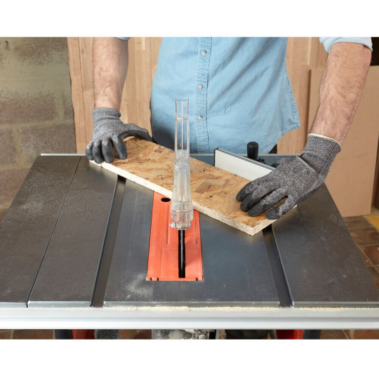 Купити Пила настільна мережева BLACK+DECKER BES720. Офіційний магазин Toolmaster Україна. Фірмовий інструмент та обладнання, офіційна гарантія