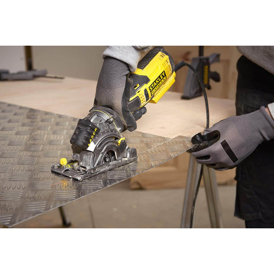 Купити Пила циркулярна компактна мережева STANLEY FATMAX FME380K. Офіційний магазин Toolmaster Україна. Фірмовий інструмент та обладнання, офіційна гарантія