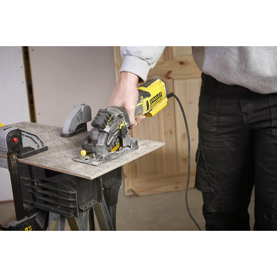Купити Пила циркулярна компактна мережева STANLEY FATMAX FME380K. Офіційний магазин Toolmaster Україна. Фірмовий інструмент та обладнання, офіційна гарантія