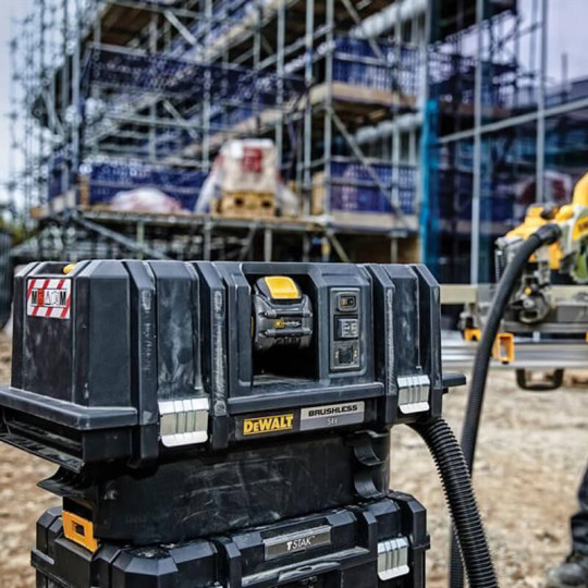Купити Пилосос акумуляторний безщітковий DeWALT DCV586MT2. Офіційний магазин Toolmaster Україна. Фірмовий інструмент та обладнання, офіційна гарантія