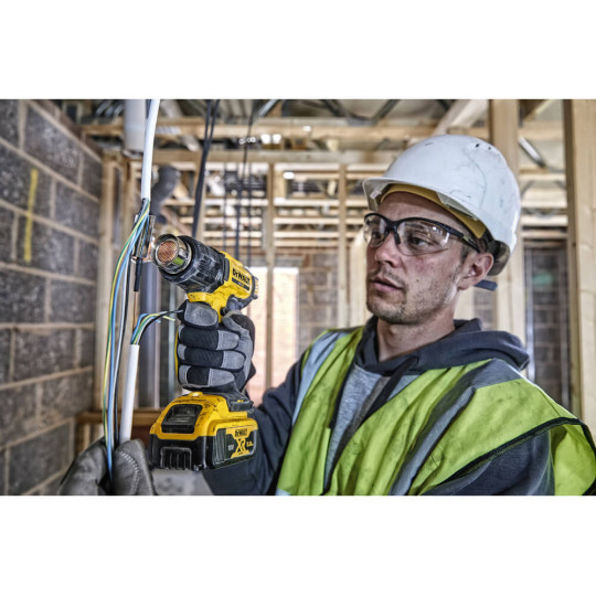 Купити Пістолет гарячого повітря - фен акумуляторний DeWALT DCE530N. Офіційний магазин Toolmaster Україна. Фірмовий інструмент та обладнання, офіційна гарантія