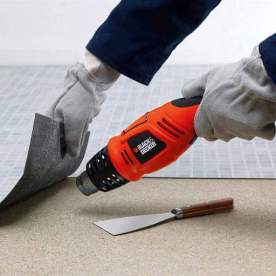 Купити Пистолет горячего воздуха - фен сетевой BLACK+DECKER KX1693. Официальный магазин Toolmaster Украина. Фирменный инструмент и оборудование, официальная гарантия