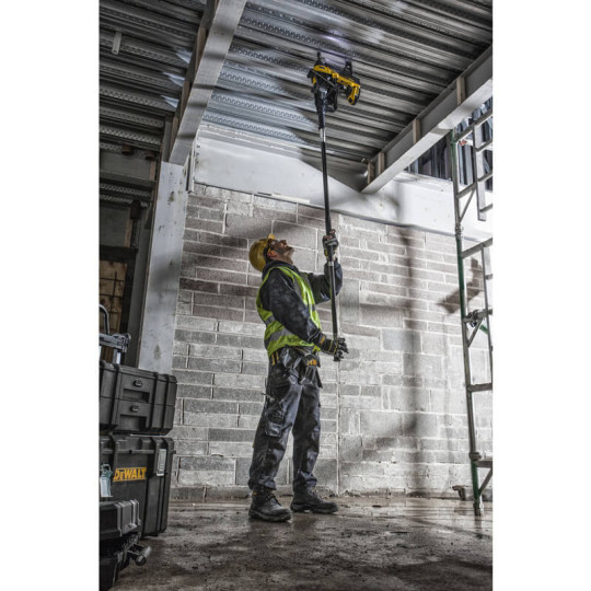 Купити Пистолет гвоздезабивной аккумуляторный бесщеточный DeWALT DCN890P2. Официальный магазин Toolmaster Украина. Фирменный инструмент и оборудование, официальная гарантия