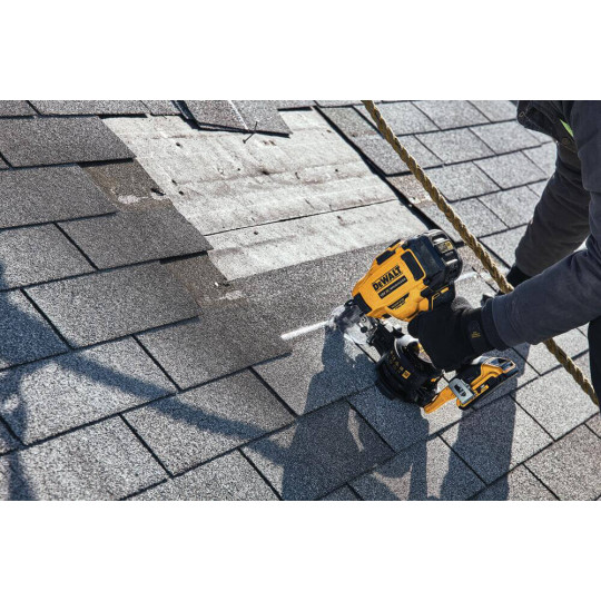 Купити Пістолет цвяхозабивний акумуляторний безщітковий DeWALT DCN45RND2. Офіційний магазин Toolmaster Україна. Фірмовий інструмент та обладнання, офіційна гарантія