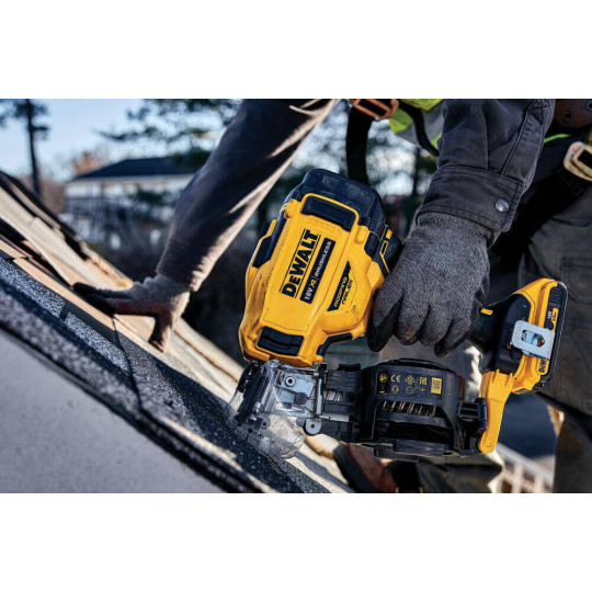 Купити Пістолет цвяхозабивний акумуляторний безщітковий DeWALT DCN45RND2. Офіційний магазин Toolmaster Україна. Фірмовий інструмент та обладнання, офіційна гарантія