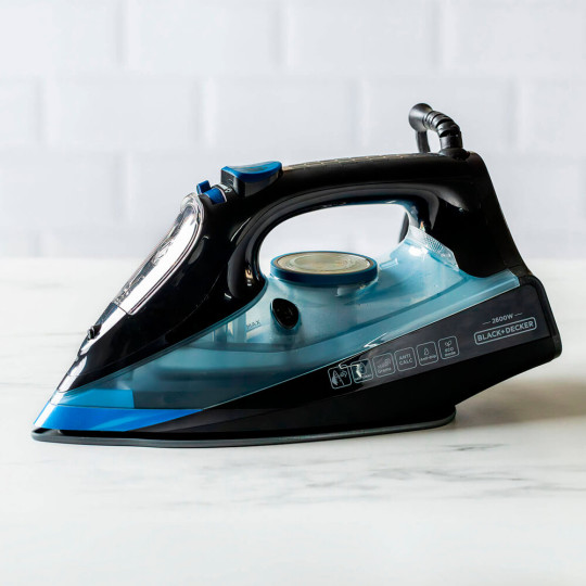 Купити Праска BLACK+DECKER BXIR2606E. Офіційний магазин Toolmaster Україна. Фірмовий інструмент та обладнання, офіційна гарантія