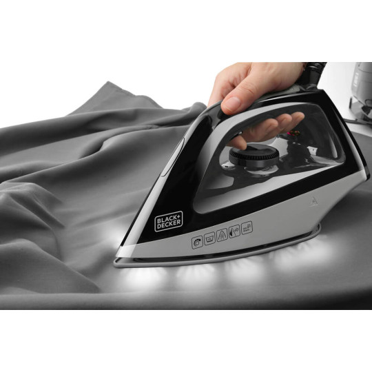 Купити Праска з парогенератором BLACK+DECKER BXSS2200E. Офіційний магазин Toolmaster Україна. Фірмовий інструмент та обладнання, офіційна гарантія
