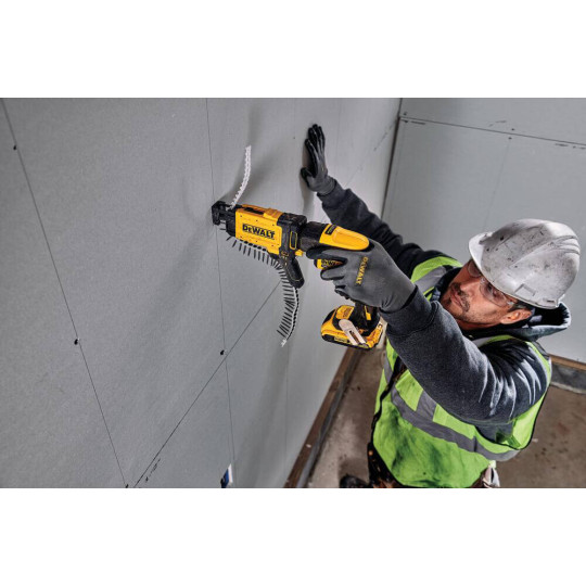 Купити Насадка стрічкова для подачі шурупів DeWALT DCF6202. Офіційний магазин Toolmaster Україна. Фірмовий інструмент та обладнання, офіційна гарантія