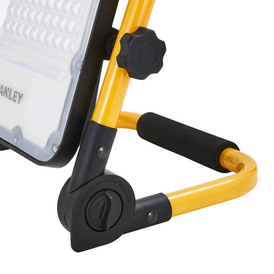 Купити Прожектор світлодіодний STANLEY SXLS37178E. Офіційний магазин Toolmaster Україна. Фірмовий інструмент та обладнання, офіційна гарантія