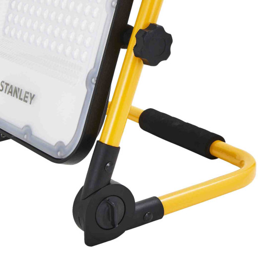 Купити Прожектор світлодіодний STANLEY SXLS37179E. Офіційний магазин Toolmaster Україна. Фірмовий інструмент та обладнання, офіційна гарантія