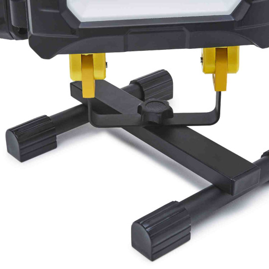 Купити Прожектор світлодіодний STANLEY SXLS37180E. Офіційний магазин Toolmaster Україна. Фірмовий інструмент та обладнання, офіційна гарантія