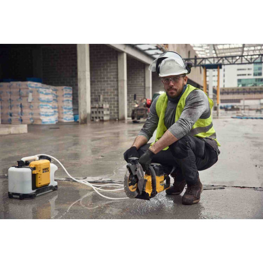 Купити Резервуар для подачі води DeWALT DCE6820N. Офіційний магазин Toolmaster Україна. Фірмовий інструмент та обладнання, офіційна гарантія
