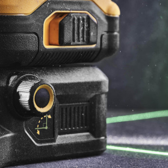 Купити Рівень лазерний лінійний DeWALT DCE089D1G18. Офіційний магазин Toolmaster Україна. Фірмовий інструмент та обладнання, офіційна гарантія
