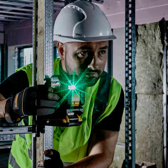 Купити Рівень лазерний лінійний DeWALT DCLE34021N. Офіційний магазин Toolmaster Україна. Фірмовий інструмент та обладнання, офіційна гарантія