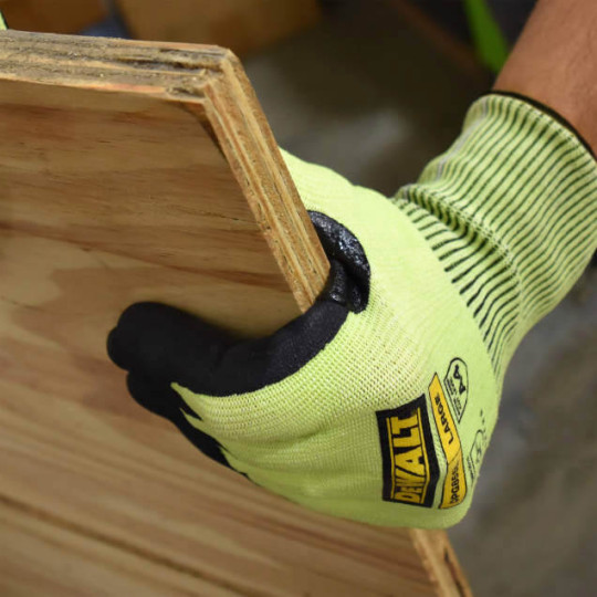 Купити Рукавички універсальні, загального використання DeWALT DPG855L. Офіційний магазин Toolmaster Україна. Фірмовий інструмент та обладнання, офіційна гарантія