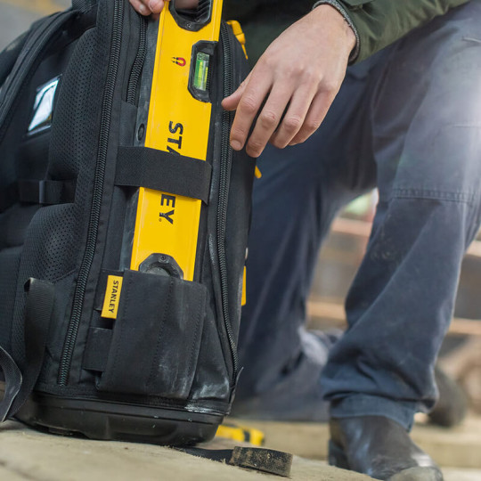 Купити Рюкзак FatMax Quick Access для удобства транспортировки и хранения инструмента STANLEY FMST1-80144. Официальный магазин Toolmaster Украина. Фирменный инструмент и оборудование, официальная гарантия