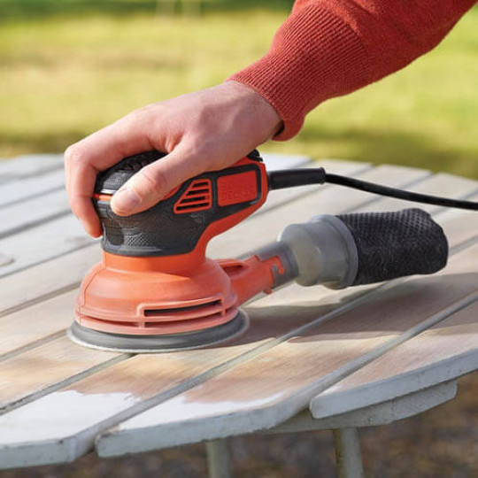 Купити Шліфмашина ексцентрикова мережева BLACK+DECKER KA199. Офіційний магазин Toolmaster Україна. Фірмовий інструмент та обладнання, офіційна гарантія