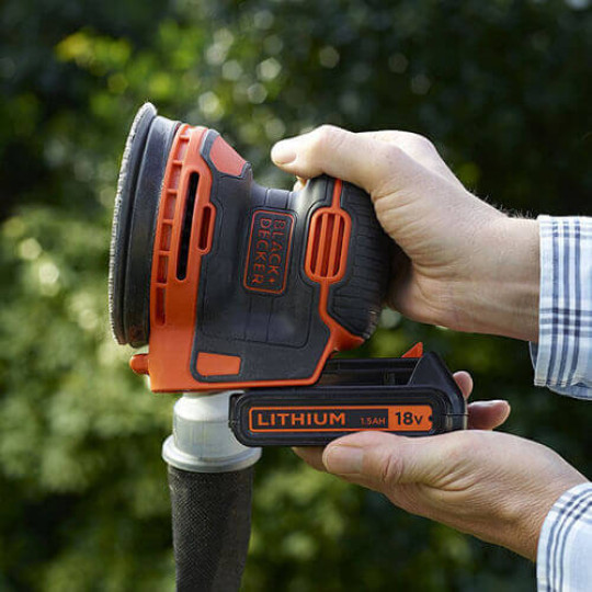 Купити Шліфмашина ексцентрикова акумуляторна BLACK+DECKER BDCROS18N. Офіційний магазин Toolmaster Україна. Фірмовий інструмент та обладнання, офіційна гарантія