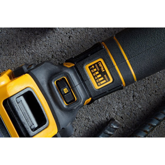 Купити Шлифмашина угловая - болгарка аккумуляторная бесщеточная DeWALT DCG409VSN. Официальный магазин Toolmaster Украина. Фирменный инструмент и оборудование, официальная гарантия