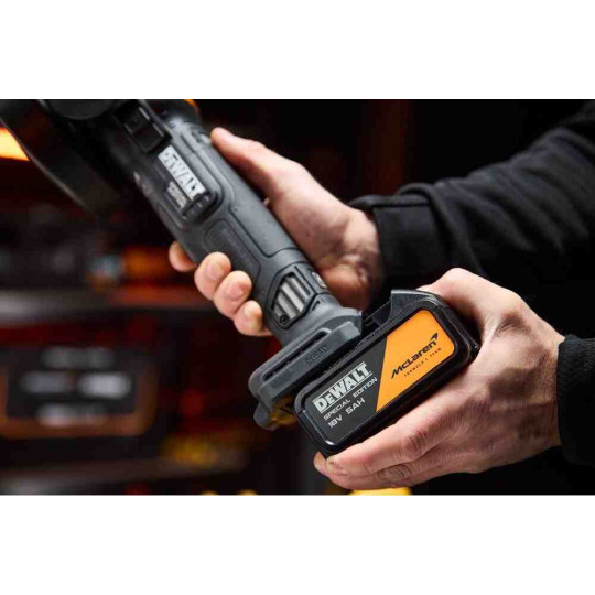 Купити Шліфмашина кутова - болгарка акумуляторна безщіткова McLaren F1 TEAM SPECIAL EDITION DeWALT DCG45MP2T. Офіційний магазин Toolmaster Україна. Фірмовий інструмент та обладнання, офіційна гарантія