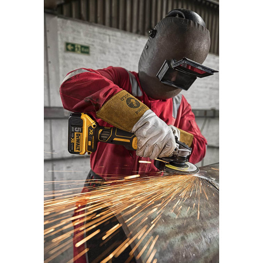 Купити Шлифмашина угловая - болгарка аккумуляторная бесщеточная DeWALT DCG405NT. Официальный магазин Toolmaster Украина. Фирменный инструмент и оборудование, официальная гарантия