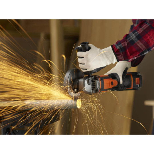 Купити Шліфмашина кутова - болгарка акумуляторна BLACK+DECKER BCG720M1. Офіційний магазин Toolmaster Україна. Фірмовий інструмент та обладнання, офіційна гарантія