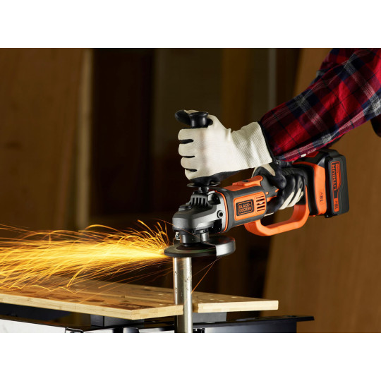 Купити Шліфмашина кутова - болгарка акумуляторна BLACK+DECKER BCG720N. Офіційний магазин Toolmaster Україна. Фірмовий інструмент та обладнання, офіційна гарантія