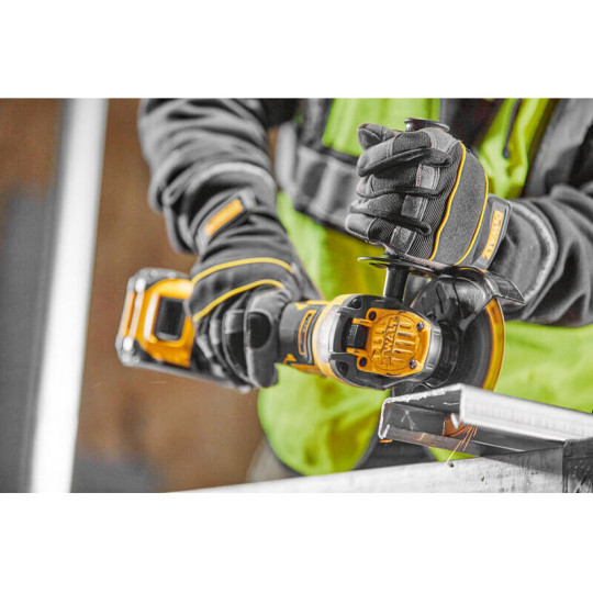 Купити Шлифмашина угловая - болгарка аккумуляторная бесщеточная DeWALT DCG416VSN. Официальный магазин Toolmaster Украина. Фирменный инструмент и оборудование, официальная гарантия