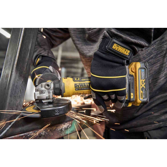 Купити Шлифмашина угловая - болгарка аккумуляторная бесщеточная DeWALT DCG404NT. Официальный магазин Toolmaster Украина. Фирменный инструмент и оборудование, официальная гарантия