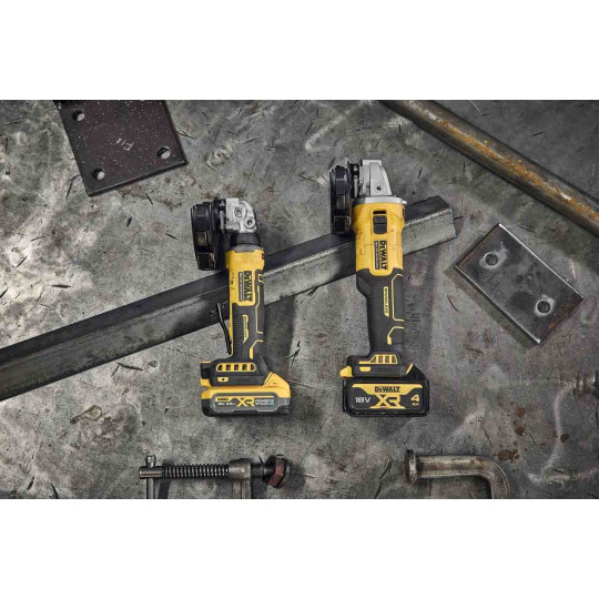 Купити Шлифмашина угловая - болгарка аккумуляторная бесщеточная DeWALT DCG404NT. Официальный магазин Toolmaster Украина. Фирменный инструмент и оборудование, официальная гарантия