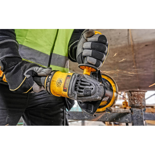 Купити Шліфмашина кутова - болгарка акумуляторна безщіткова DeWALT DCG418T2. Офіційний магазин Toolmaster Україна. Фірмовий інструмент та обладнання, офіційна гарантія