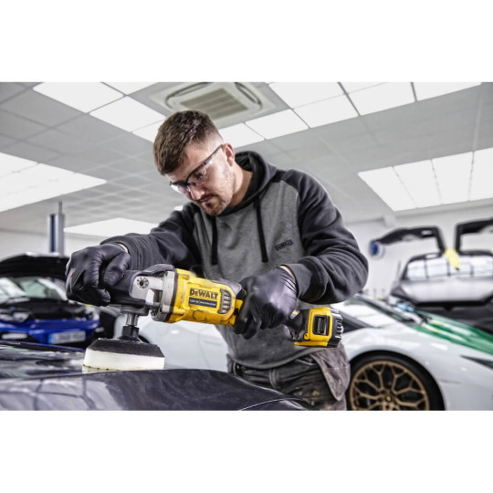 Купити Полірувальна машина акумуляторна безщіткова DeWALT DCM849N. Офіційний магазин Toolmaster Україна. Фірмовий інструмент та обладнання, офіційна гарантія