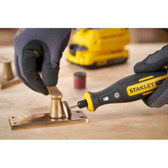 Купити Міні-прямошліфувальна машина STANLEY FATMAX SFMCE030B. Офіційний магазин Toolmaster Україна. Фірмовий інструмент та обладнання, офіційна гарантія