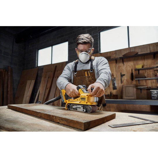 Купити Шліфмашина стрічкова акумуляторна безщіткова DeWALT DCW220N. Офіційний магазин Toolmaster Україна. Фірмовий інструмент та обладнання, офіційна гарантія