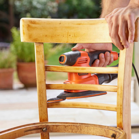 Купити Шліфмашина вібраційна мережева BLACK+DECKER BEW200. Офіційний магазин Toolmaster Україна. Фірмовий інструмент та обладнання, офіційна гарантія
