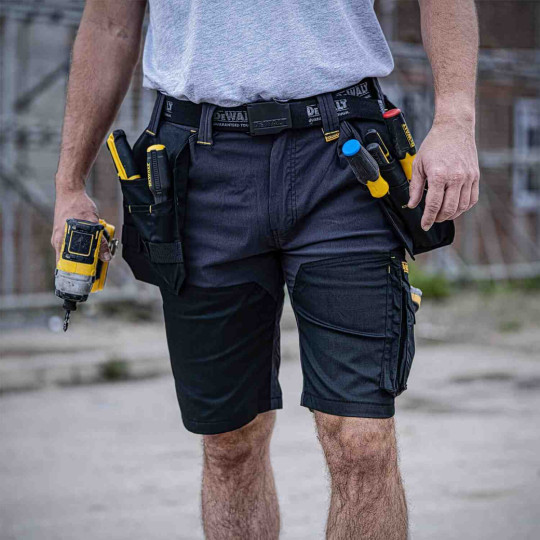 Купити Шорти HAMDEN DeWALT DWC153-004-40. Офіційний магазин Toolmaster Україна. Фірмовий інструмент та обладнання, офіційна гарантія