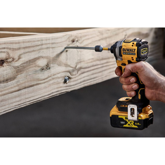 Купити Шурупокрут ударний акумуляторний безщітковий DeWALT DCF850P2T. Офіційний магазин Toolmaster Україна. Фірмовий інструмент та обладнання, офіційна гарантія