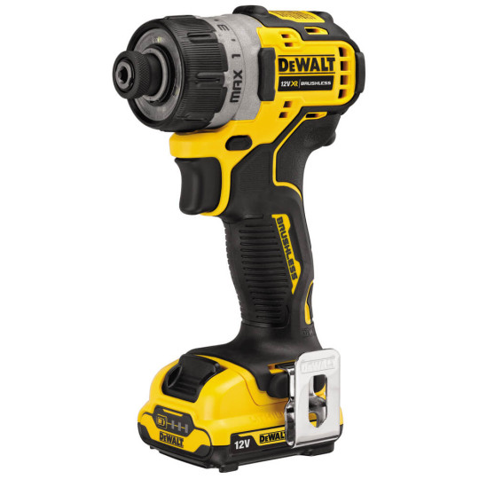 Купити Шурупокрут акумуляторний безщітковий DeWALT DCF601D2. Офіційний магазин Toolmaster Україна. Фірмовий інструмент та обладнання, офіційна гарантія