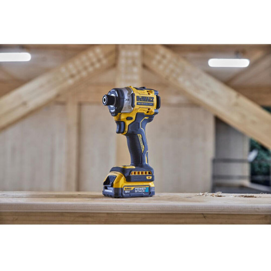 Купити Шурупокрут ударний акумуляторний безщітковий DeWALT DCF860E2T. Офіційний магазин Toolmaster Україна. Фірмовий інструмент та обладнання, офіційна гарантія