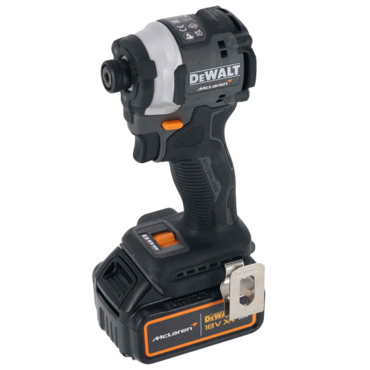 Купити Шурупокрут ударний McLaren F1 TEAM LIMITED EDITION DeWALT DCF85MM2T. Офіційний магазин Toolmaster Україна. Фірмовий інструмент та обладнання, офіційна гарантія