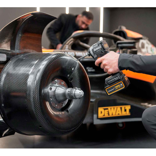 Купити Шурупокрут ударний McLaren F1 TEAM LIMITED EDITION DeWALT DCF85MM2T. Офіційний магазин Toolmaster Україна. Фірмовий інструмент та обладнання, офіційна гарантія