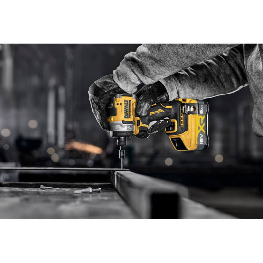 Купити Шурупокрут ударний акумуляторний безщітковий DeWALT DCF860NT. Офіційний магазин Toolmaster Україна. Фірмовий інструмент та обладнання, офіційна гарантія