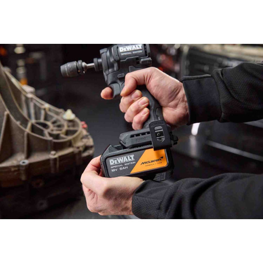 Купити Шурупокрут ударний McLaren F1 TEAM SPECIAL EDITION DeWALT DCF86MP1T. Офіційний магазин Toolmaster Україна. Фірмовий інструмент та обладнання, офіційна гарантія