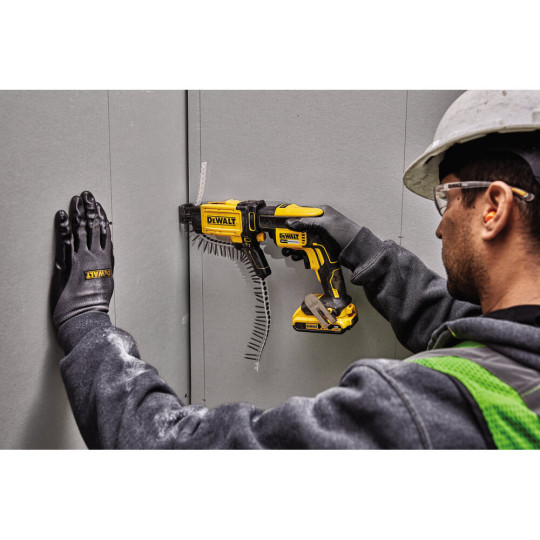 Купити Шурупокрут акумуляторний безщітковий DeWALT DCF620N. Офіційний магазин Toolmaster Україна. Фірмовий інструмент та обладнання, офіційна гарантія