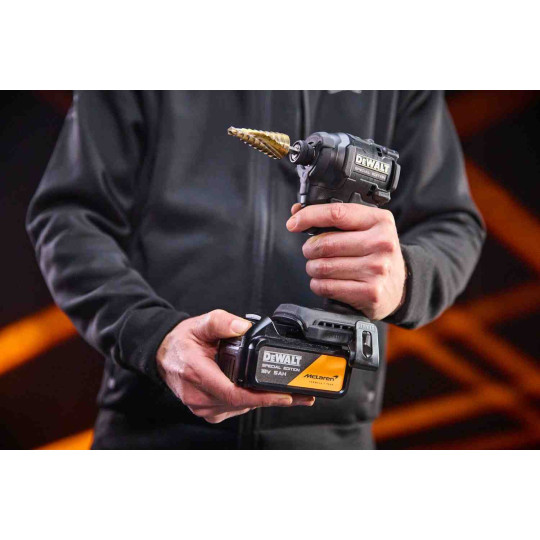 Купити Шурупокрут ударний McLaren F1 TEAM SPECIAL EDITION DeWALT DCF86MP2T. Офіційний магазин Toolmaster Україна. Фірмовий інструмент та обладнання, офіційна гарантія