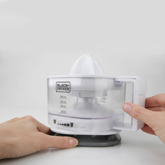 Купити Соковыжималка BLACK+DECKER BXCJ25E. Официальный магазин Toolmaster Украина. Фирменный инструмент и оборудование, официальная гарантия