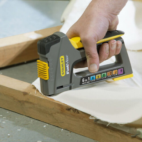 Купити Степлер LIGHT DUTY / HEAVYDUTY / CABLE / BRADS TR75 FATMAX® 6 У 1 для всіх типів скоб STANLEY FMHT6-70868. Офіційний магазин Toolmaster Україна. Фірмовий інструмент та обладнання, офіційна гарантія